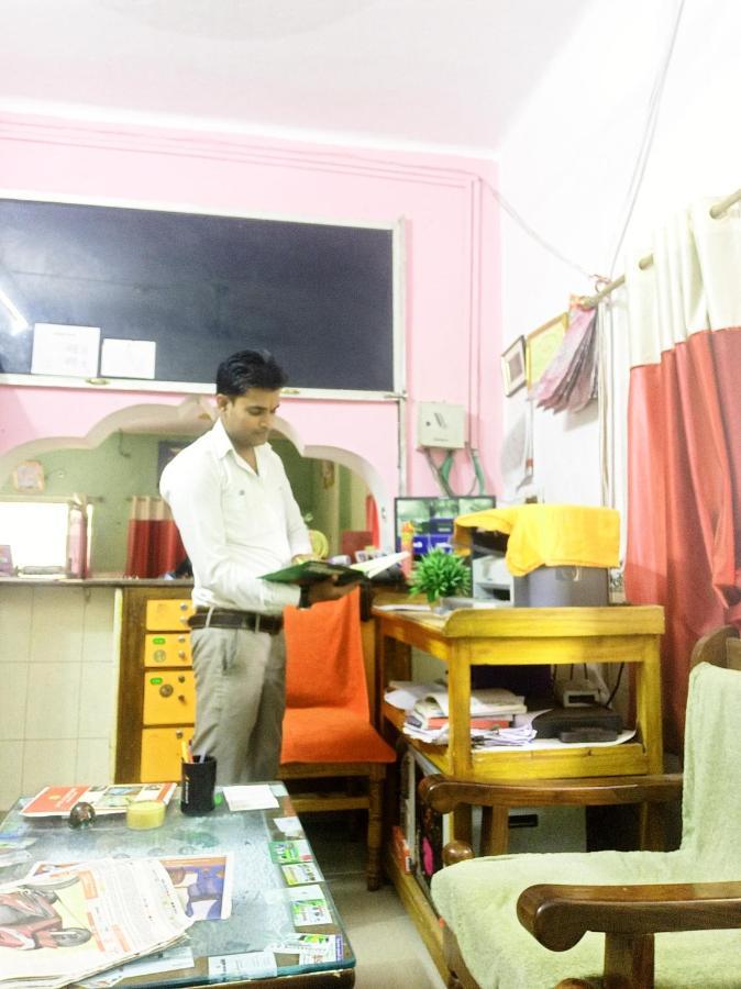 Hotel Mamata Rājgīr エクステリア 写真