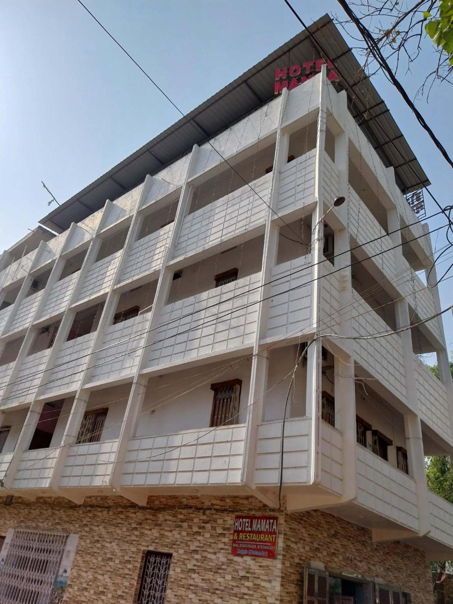 Hotel Mamata Rājgīr エクステリア 写真
