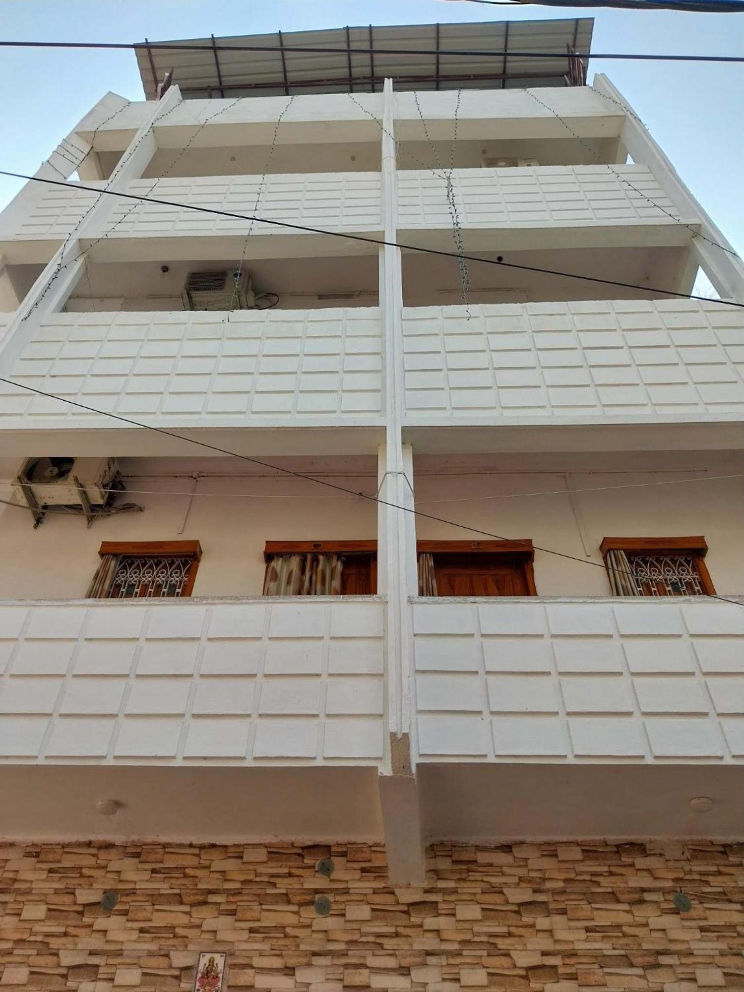 Hotel Mamata Rājgīr エクステリア 写真
